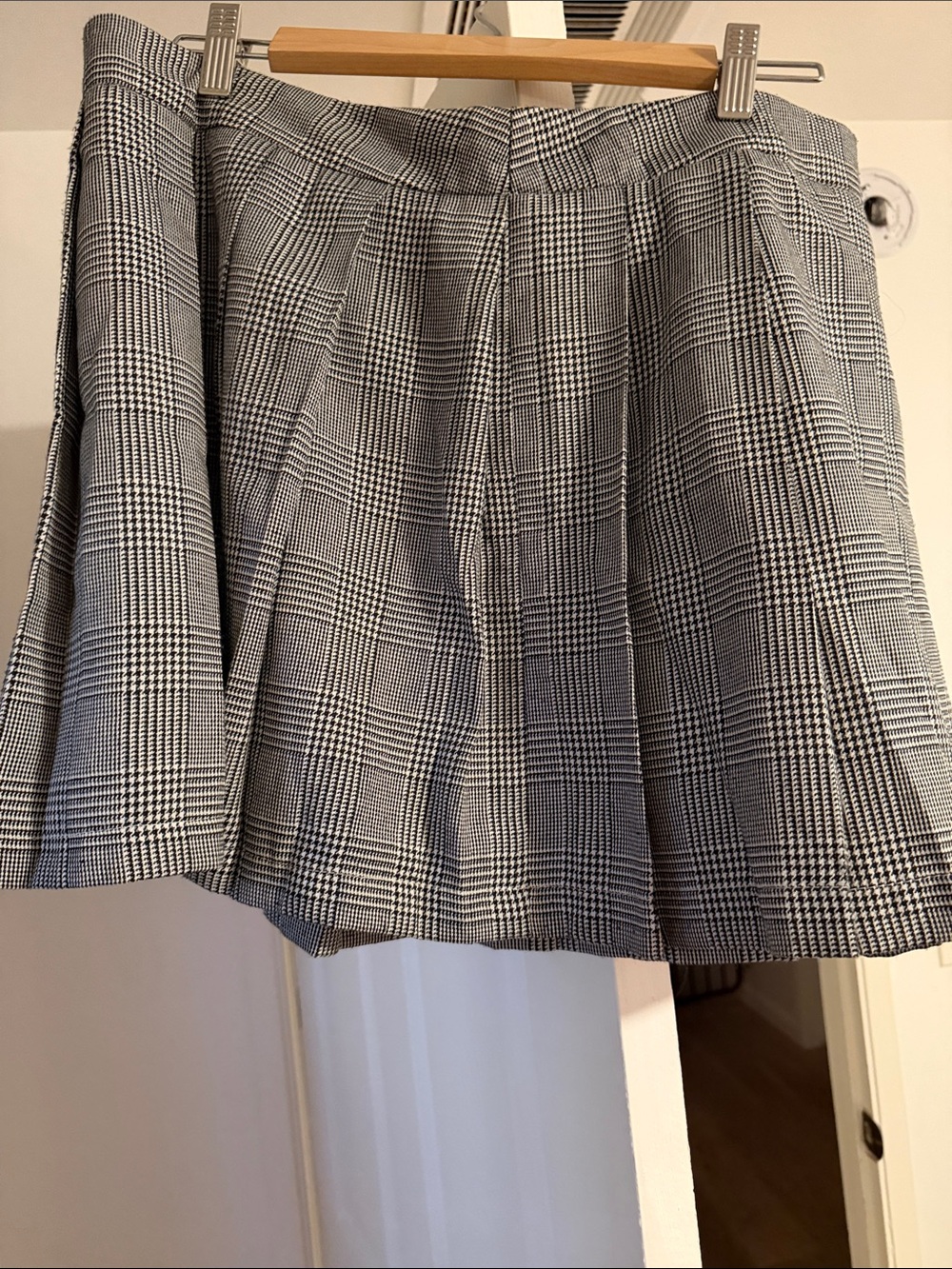 Plaid Pleated Mini Skirt in Black and White